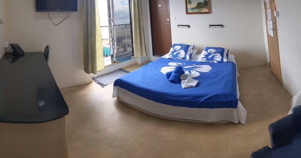 Tuhaa Pae Admiral cabin